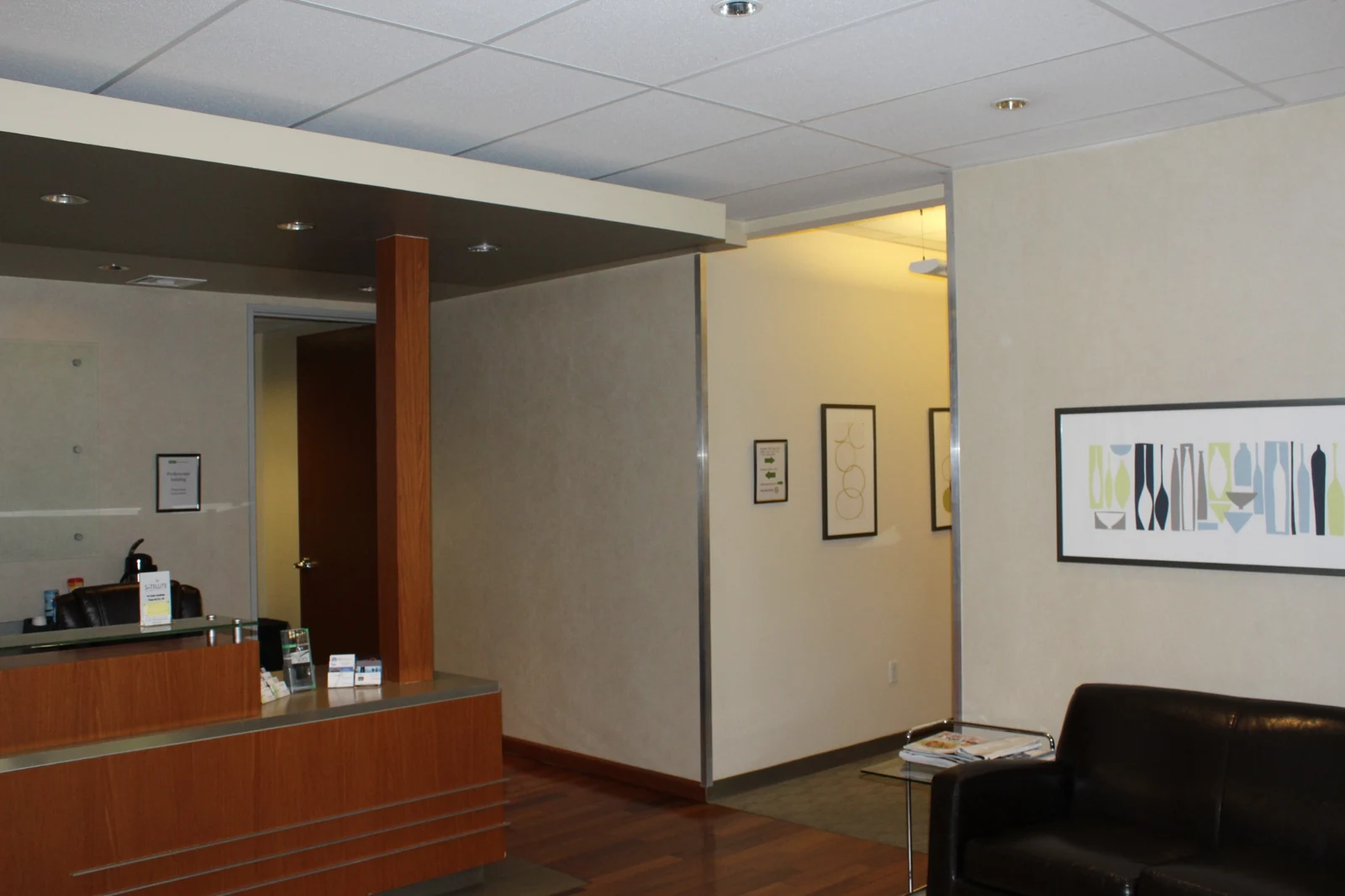 Gateway Executive Suites: reception desk and lounge seating at 500 East E Street